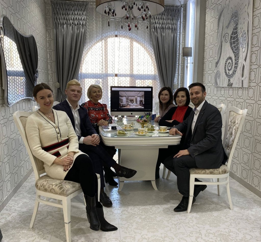 Партнерство с лидером — гарантия успеха