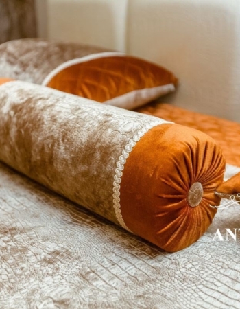 Покрывала и подушки из бархата от студии Antonovych Design (Астана)